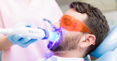 Comment choisir le bon traitement de blanchiment dentaire ?
